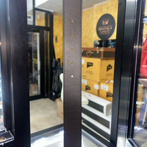 Louis Vuitton LV Initiales Belt 95/38 (M0450) - Picture 3 of 6